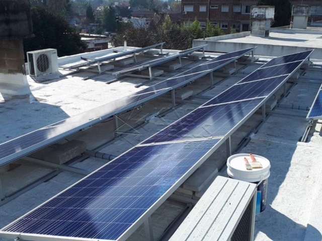 Verstelbare kantelbare zonnepaneelmontage met plat dak