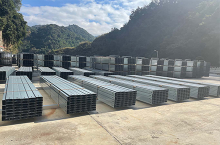 Xiamen Kingfeels Energy Technology Co., Ltd. en Maleisië TNB ENGINEERING CORPORATION hebben samenwerking bereikt voor een fotovoltaïsch project van 500 MW